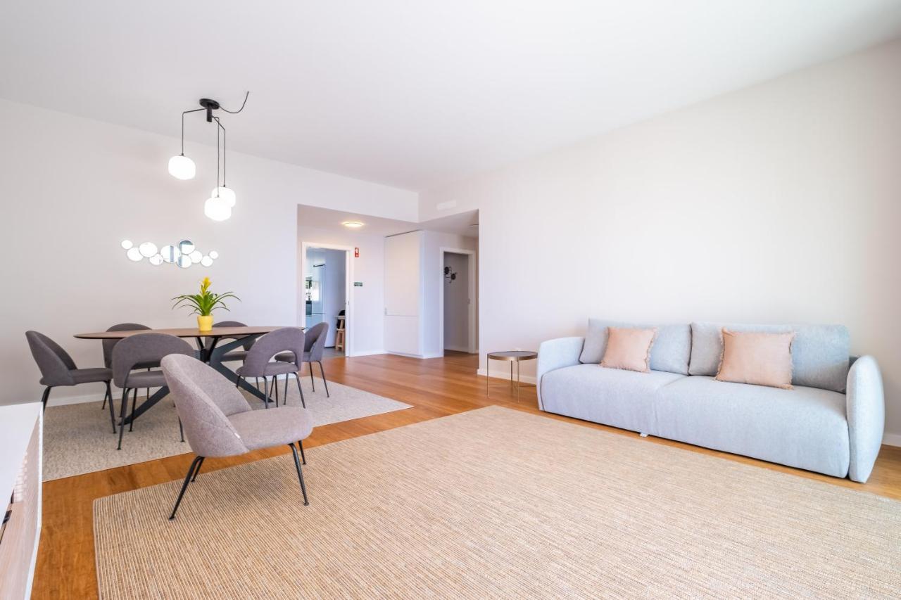 Apartment With Ocean View And Parking ฟุงชาล ภายนอก รูปภาพ