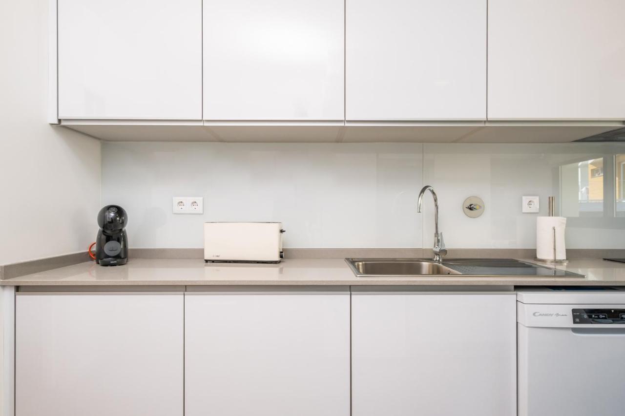 Apartment With Ocean View And Parking ฟุงชาล ภายนอก รูปภาพ